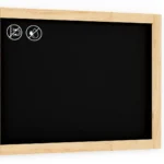 Kreidetafel mit naturlackierten Holzrahmen 70x50cm