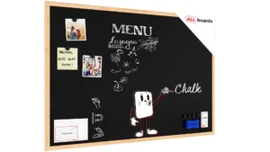 Schwarze magnetische Kreidetafel mit Naturholzrahmen 100x80 cm + Zubehör